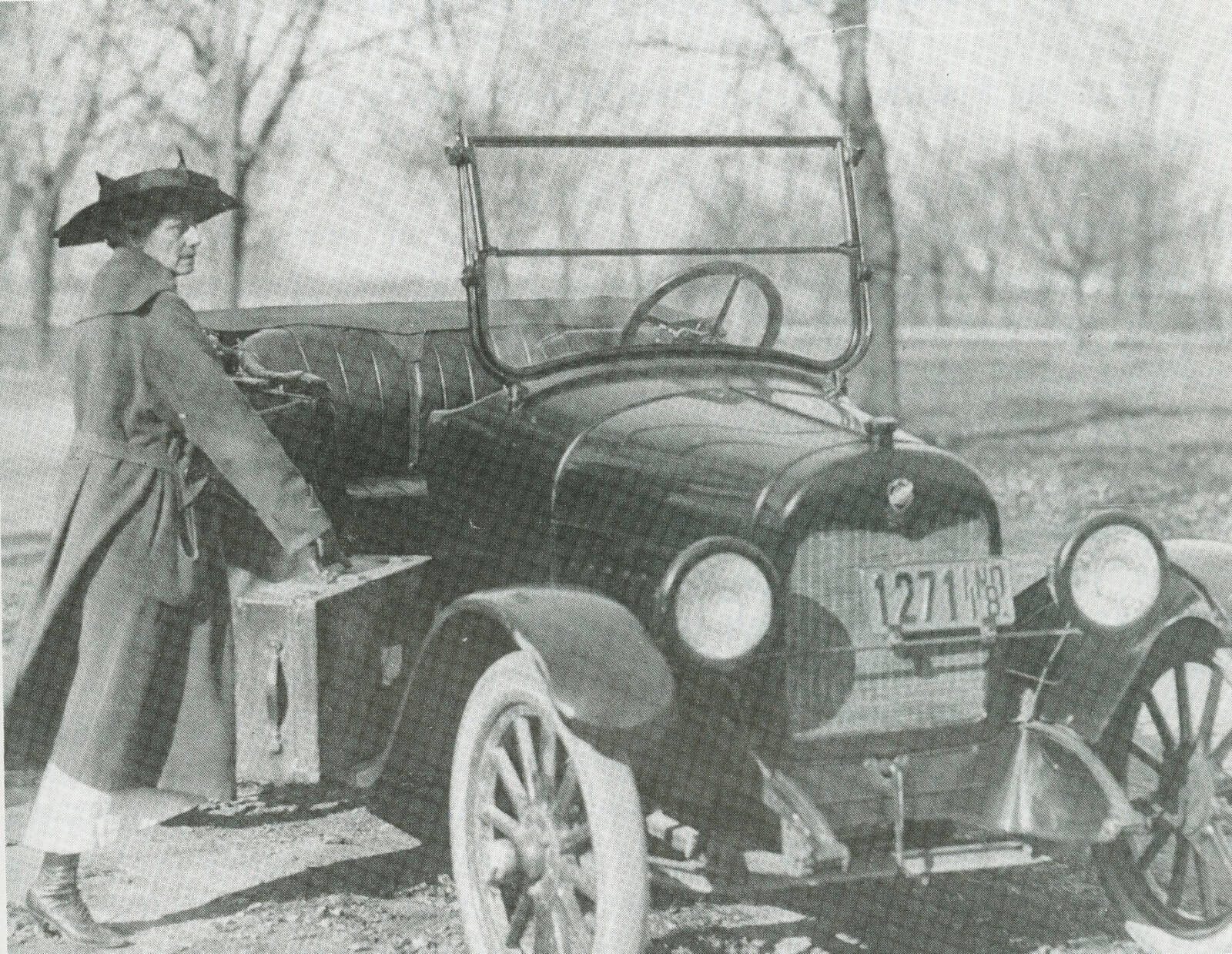 333117_246963105381500_1109302817_o Model T